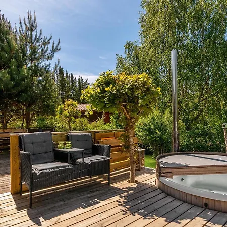 Feriehus 5 Bedroom Pet Friendly In