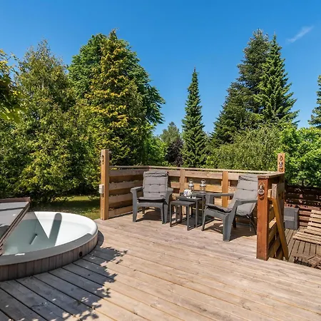 Feriehus 5 Bedroom Pet Friendly In