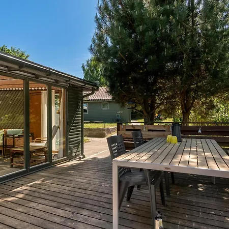 5 Bedroom Pet Friendly In Nyaraló Melby